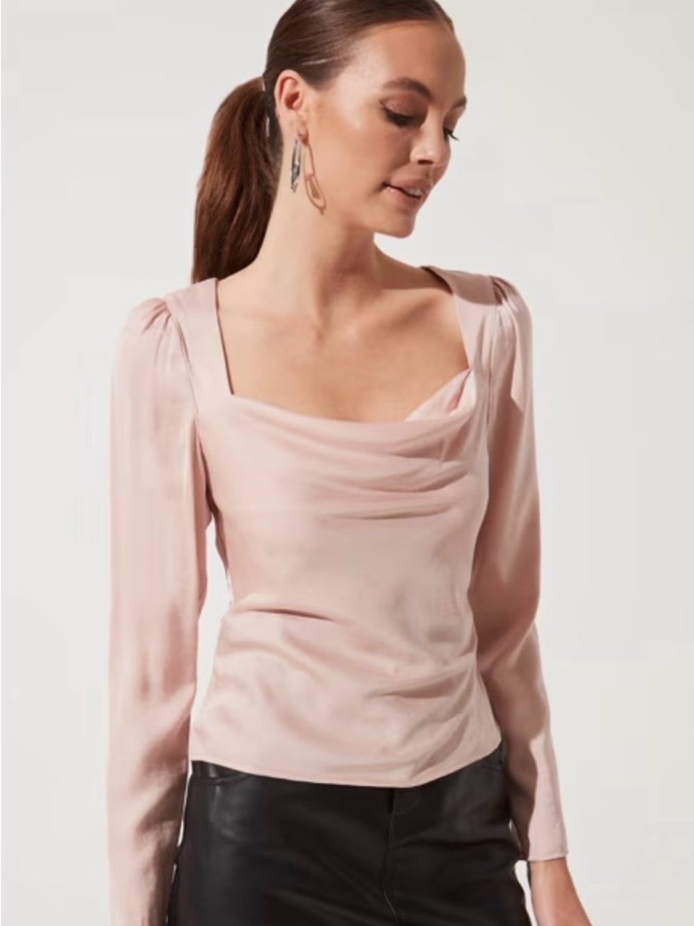 ASTR Blush Pink Draped-Back Long Sleeve Blouse - size M